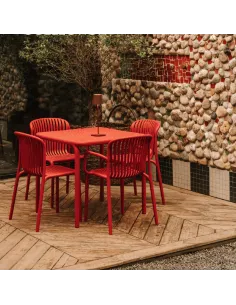 Zestaw mebli ogrodowych 4 krzesła + stół czerwony retro