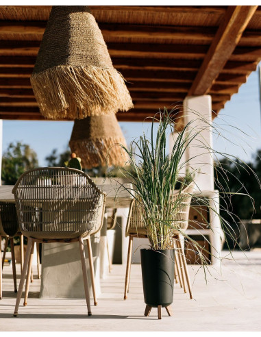 Doniczka wysoka z nóżkami Gracja 23,9 cm - betonowa